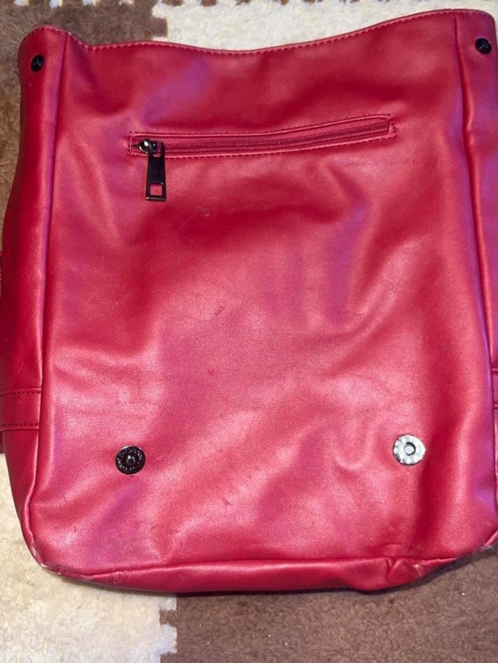 Red leather backpack - Picture 3 of 6